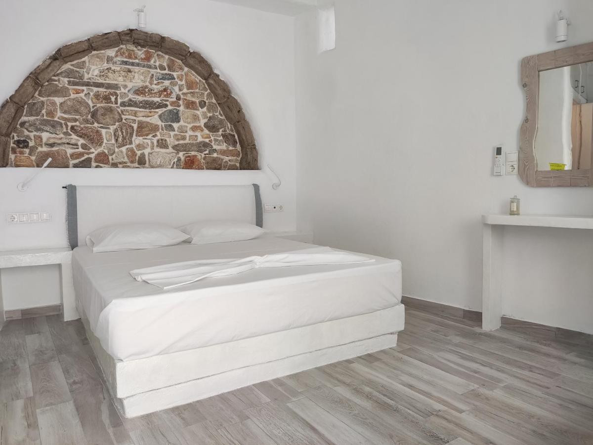 Вілла Naxion Esti - Διαμονή Στην Παλιά Χώρα Της Νάξου Naxos City Екстер'єр фото